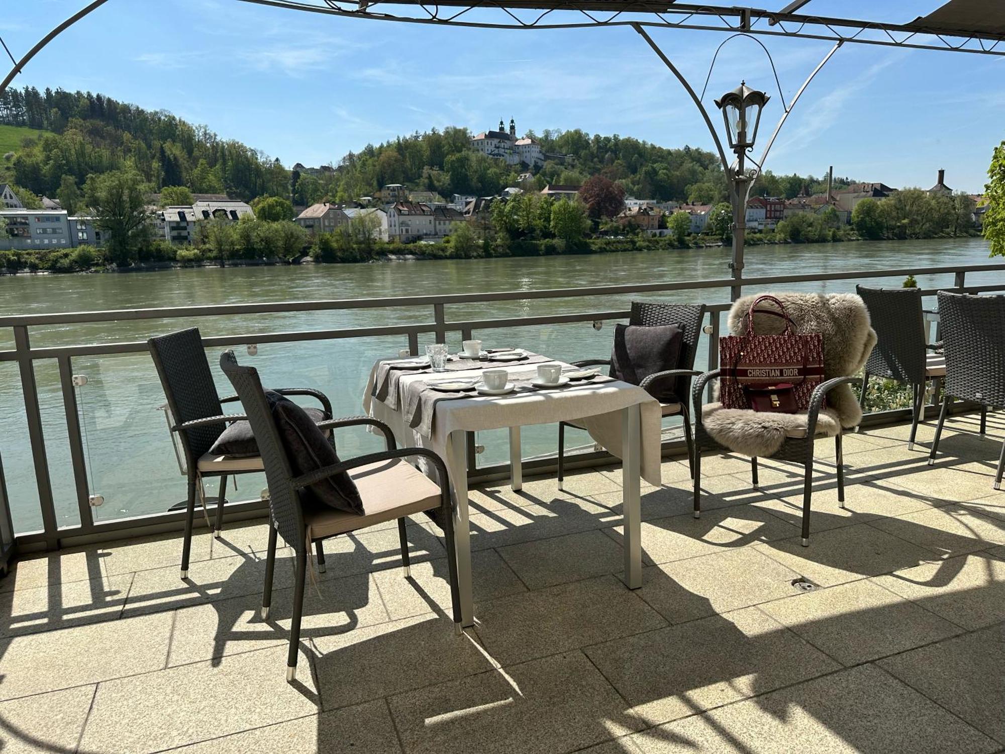 Hotel Schloß Ort 4*